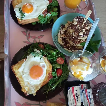 Theoni's * Xylokastro