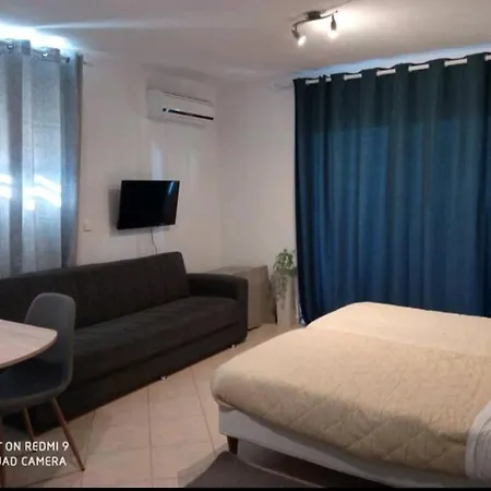 Apartment Theoni's