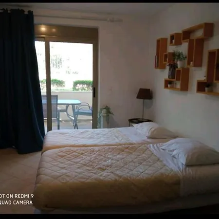 Theoni's Appartement *