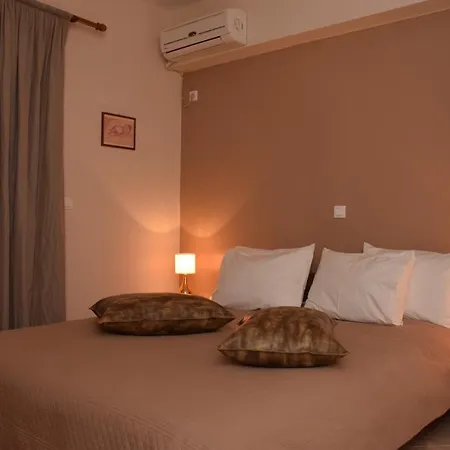 Apartament Theoni's *