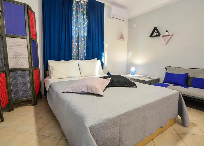 Theoni's Apartamento *