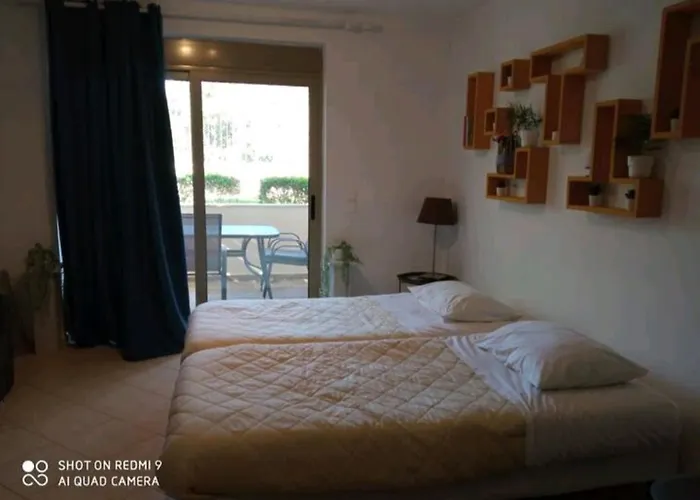 Theoni's Apartamento *