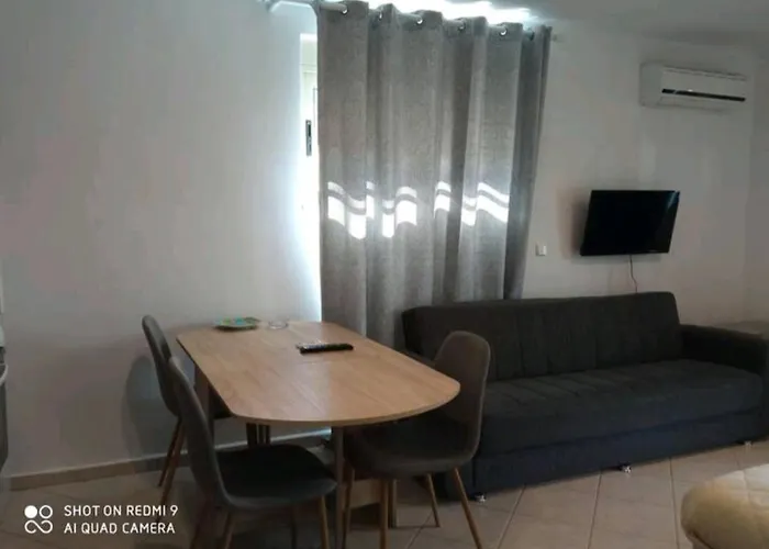 Theoni's 公寓 西洛卡特伦