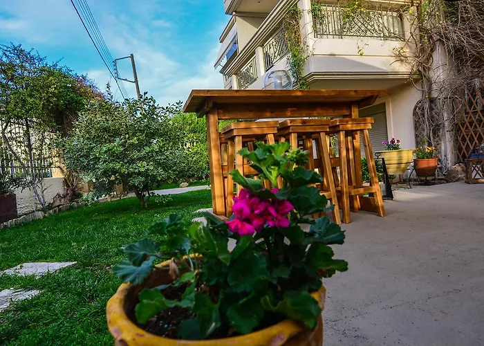 Theoni's Apartamento