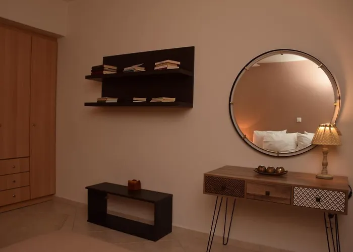 Theoni's Apartamento
